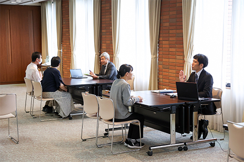 260703_report_eikokai4.jpg
