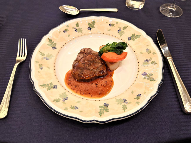 20215_tablemanners_3.jpg