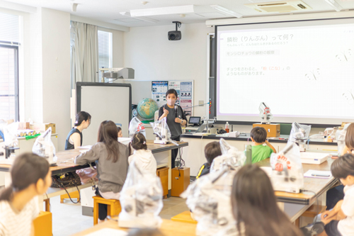 260806_report_childhood_kirameki1.jpg