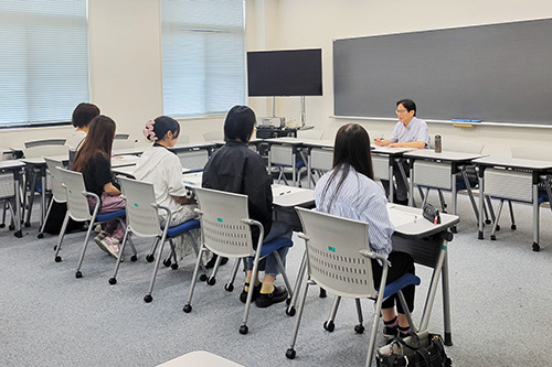251015_teachers_license_report1.jpg