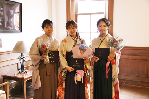 230323_report_commencement2022_6.jpg