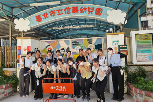 261015_childhood_overseas_Taiwan3.jpg