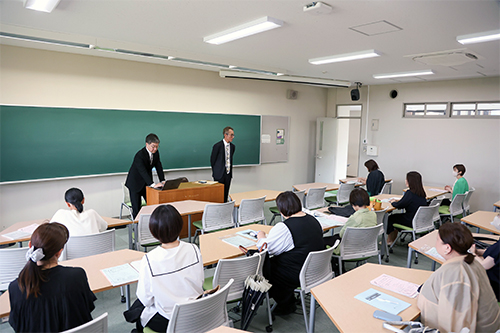 260703_report_eikokai2.jpg