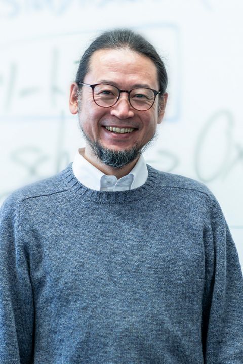 潟山 健一